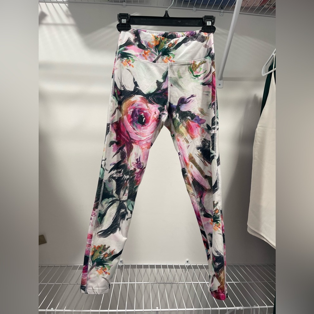 Betsey Johnson Performance floral leggings